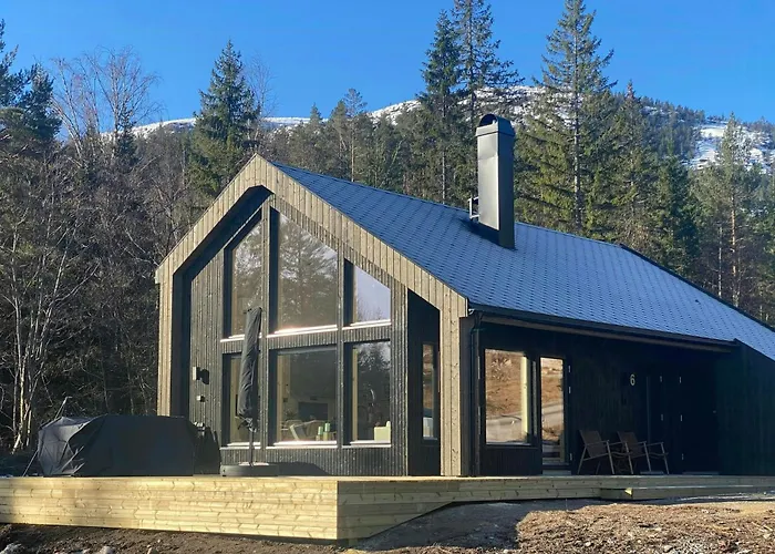 Lys Lodge Ved Nisser-Soen Naer Arendal Treungen
