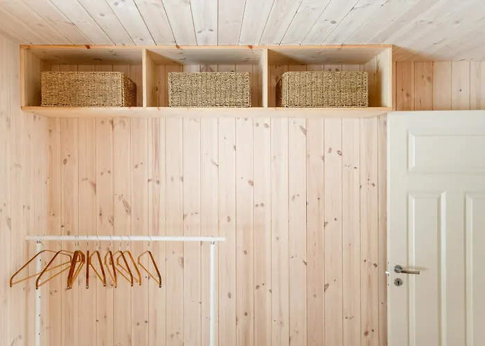Lys Lodge Ved Nisser-Soen Naer Arendal * Treungen