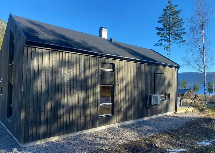 Lys Lodge Ved Nisser-Soen Naer Arendal *